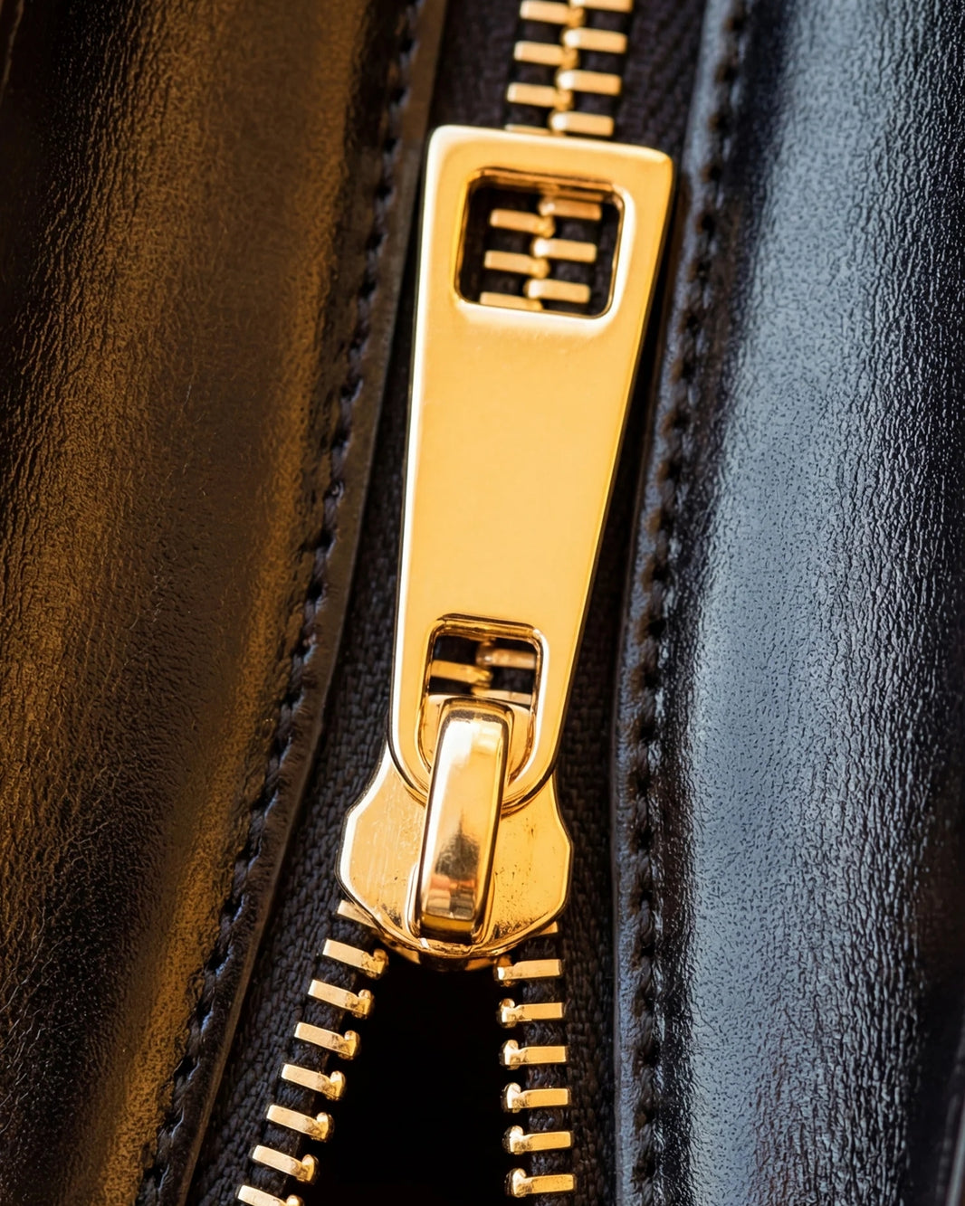 Helping Tiny Humans Do Big Things Leather Handbag