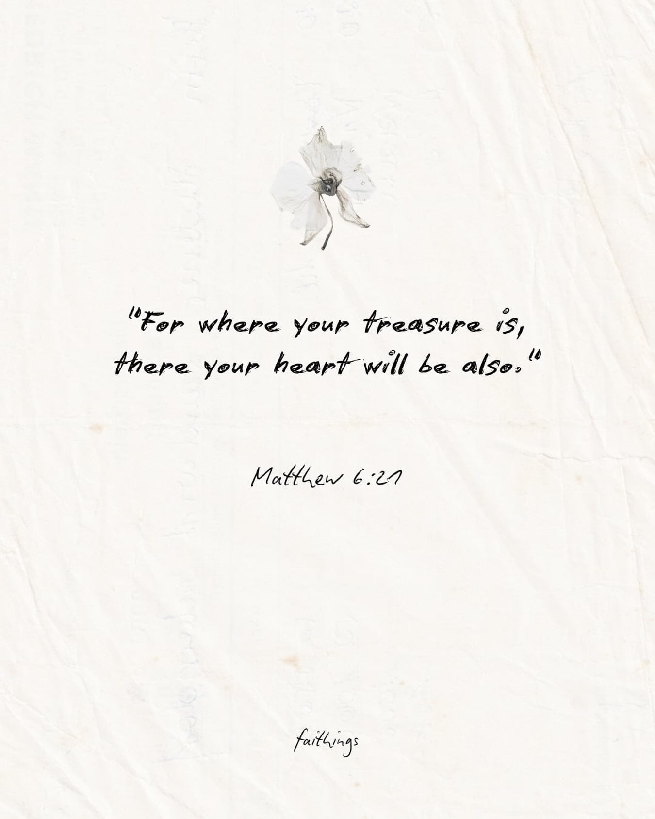 Keeping our focus on what truly matters and anchoring our hearts in His eternal love today. 🤍✨